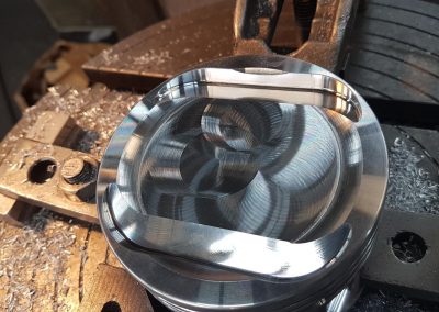 Piston modified